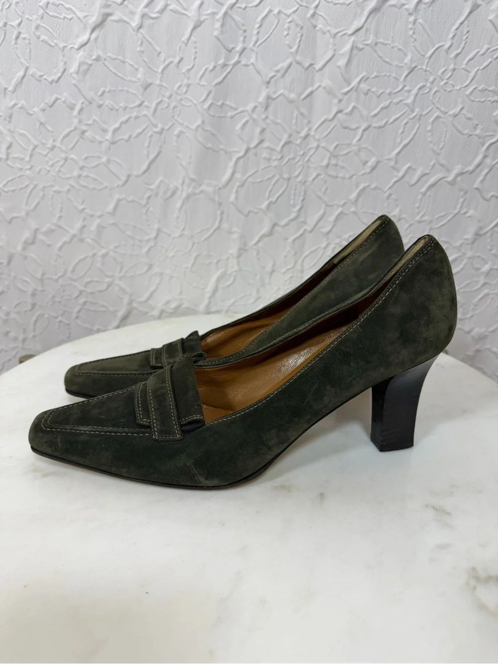 Salvatore Ferragamo Vintage 90’s Olive Green Suede Square Heel Loafers Sz 8.5